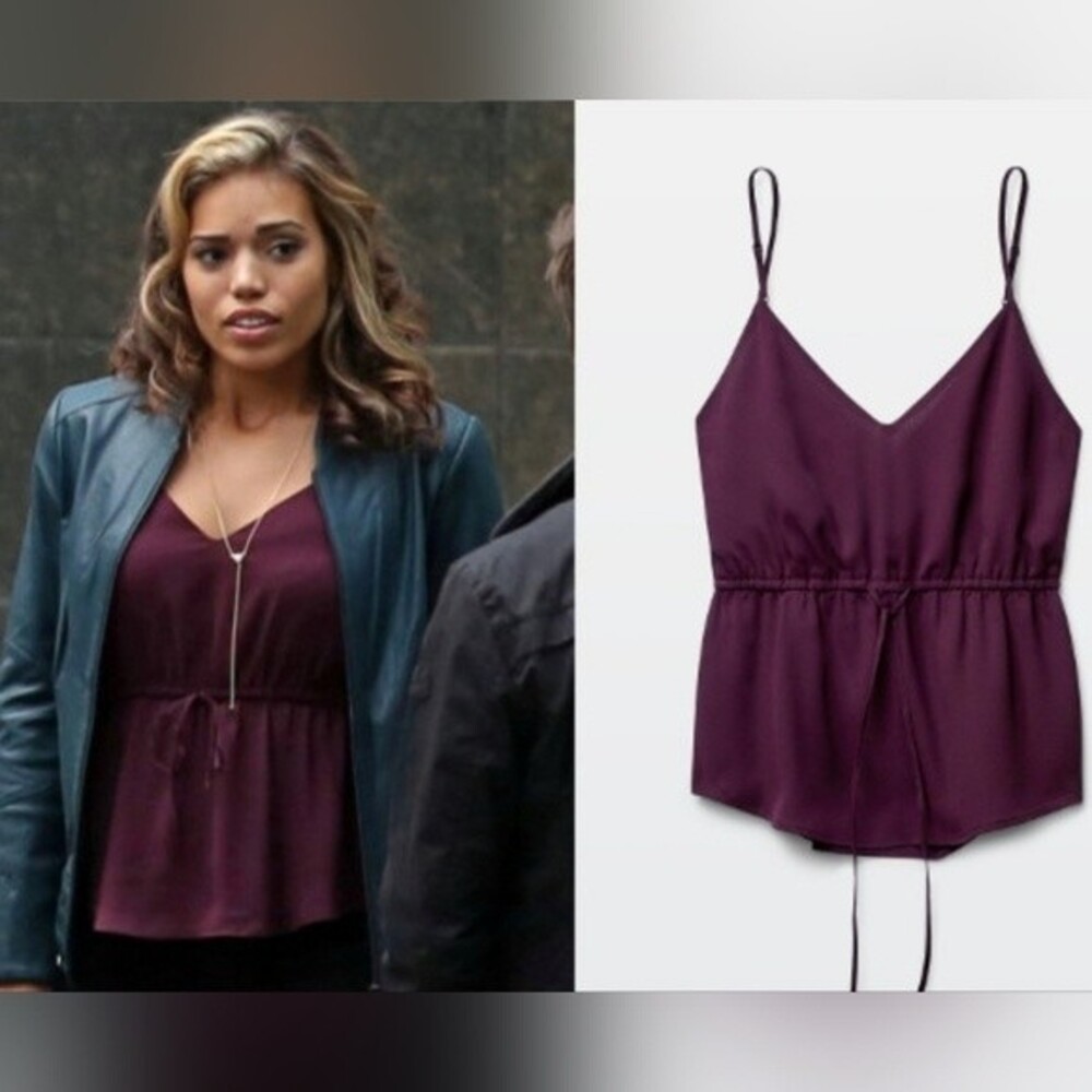 Babaton Aritzia Burgundy Top Size Small